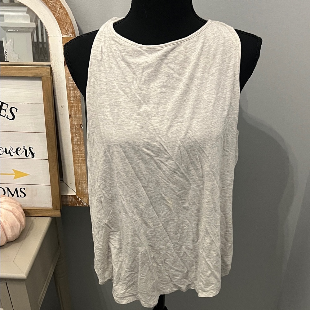 Under Armour Women's Light Gray Tank Top